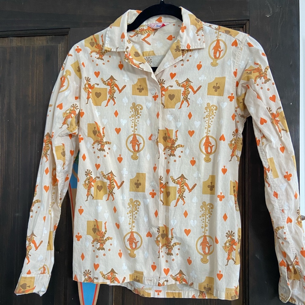 Really fun novelty print 1950s button down